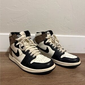 Nike Mocha Jordan 1
